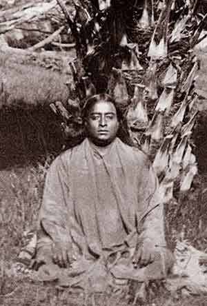 Paramahansa Yogananda, enlightened teacher, taught the meditation practice of kriya yoga